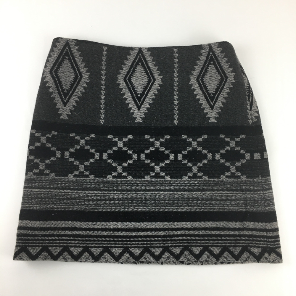 Kenar Black Gray Aztec Side Zip Mini Skirt Size 2